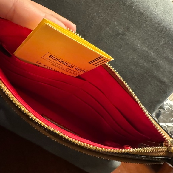 Dooney & Bourke Pebble Grain Double Zip Wristlet Black - Picture 8 of 14